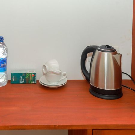 Traveller'S Hotel ヒッカドゥワ エクステリア 写真